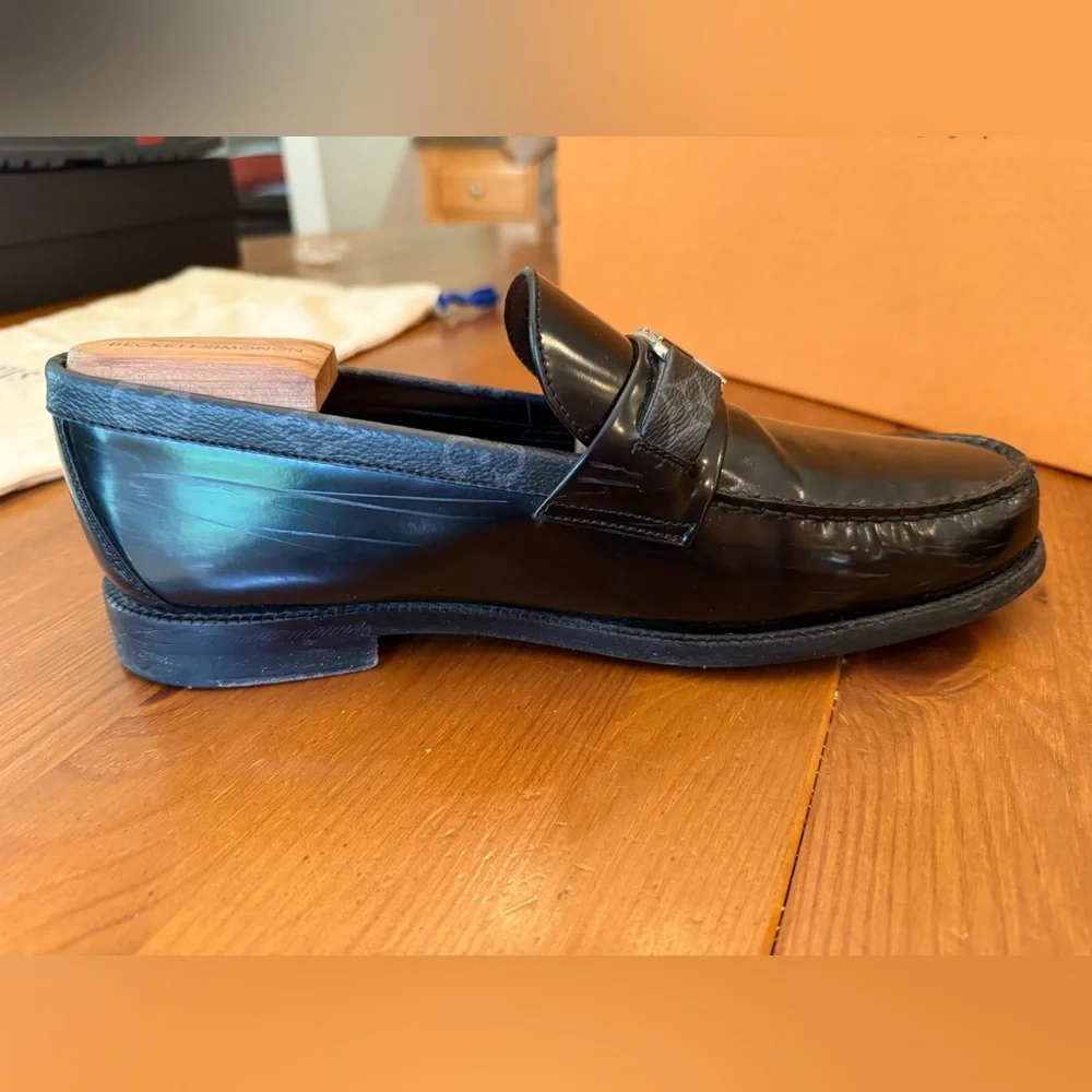 Louis Vuitton Black Men's Loafers - Picture 4 of 11